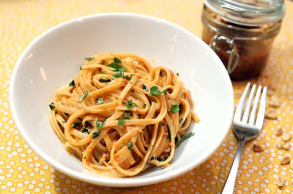linguine-sundried-tomato-pesto-cream-pasta-1 sundried tomato pesto cream sauce