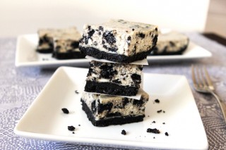oreo cheesecake bars