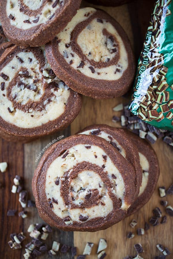 Chocolate-mint pinwheel cookies are so fun to make and the results are pretty to look at!