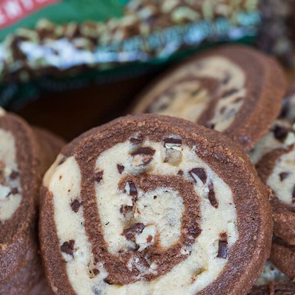 Chocolate-mint pinwheel cookies are so fun to make and the results are pretty to look at!