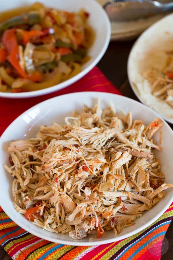 The easiest, no-effort, slow cooker dish ever! Slow cooker chicken fajitas are the PERFECT weeknight meal!!