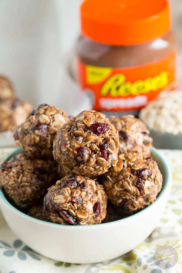 No-bake chocolate peanut butter oat snack bites are the perfect on-the-go snack for busy lives!