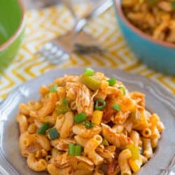 All you need is one pot to make this easy weeknight pasta dish!