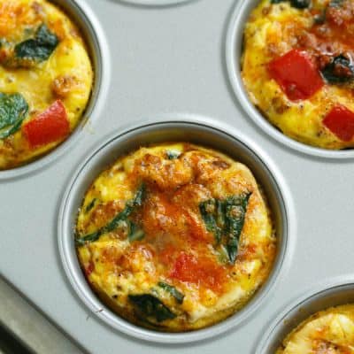 Easy egg cup muffins are the ideal breakfast for those on the go! Filled with delicious toppings and lots of protein! Paleo-friendly, too!