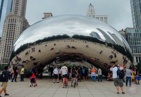 If you're looking to stay active and do some sight-seeing in Chicago, you've got to check out this post!
