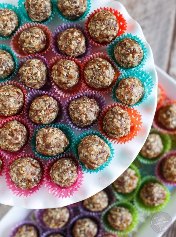 These energy ball bites are naturally sweetened and filled with good-for-you ingredients that will give you that extra boost pre or post workout! You won't be able to stop eating them!