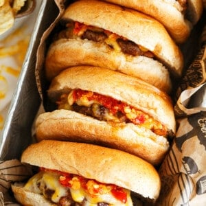 You're going to want to sink your teeth into these hot pepper garlic chorizo cheeseburgers!!