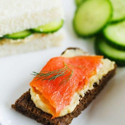 Celebrate National Hummus Day with this twist on English tea sandwiches! #NationalHummusDay #ad