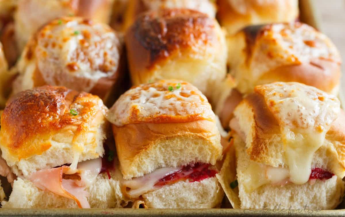 Give Thanksgiving leftovers life again by making these Leftover Thanksgiving Turkey Sliders! An easy and delicious way to use up your Thanksgiving turkey & leftovers!