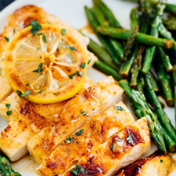 This honey butter lemon chicken with asparagus has some of the freshest ingredients to make a flavorful weeknight dish! This recipe is quick and easy and uses one-skillet! Less mess and easy clean-up!