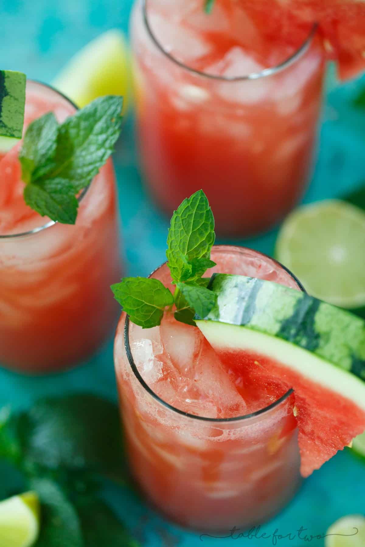 Cool off with this refreshing and easy watermelon mint lime juice! A must for the hot summer days!