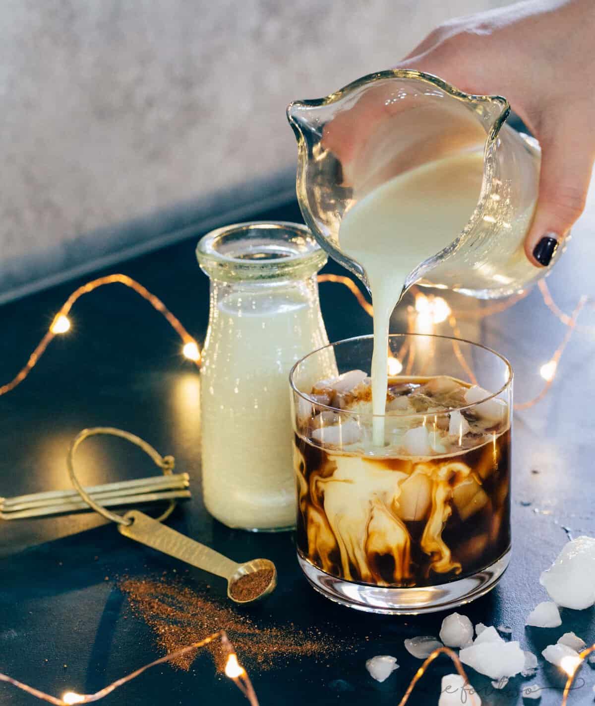 Need some pep in your step during the holidays? This iced eggnog latte is a festive and fun drink that will help with your energy levels throughout the day! Sip on this around the Christmas tree or in front of the fireplace. Anywhere you choose, it is sure to be creamy and delicious!