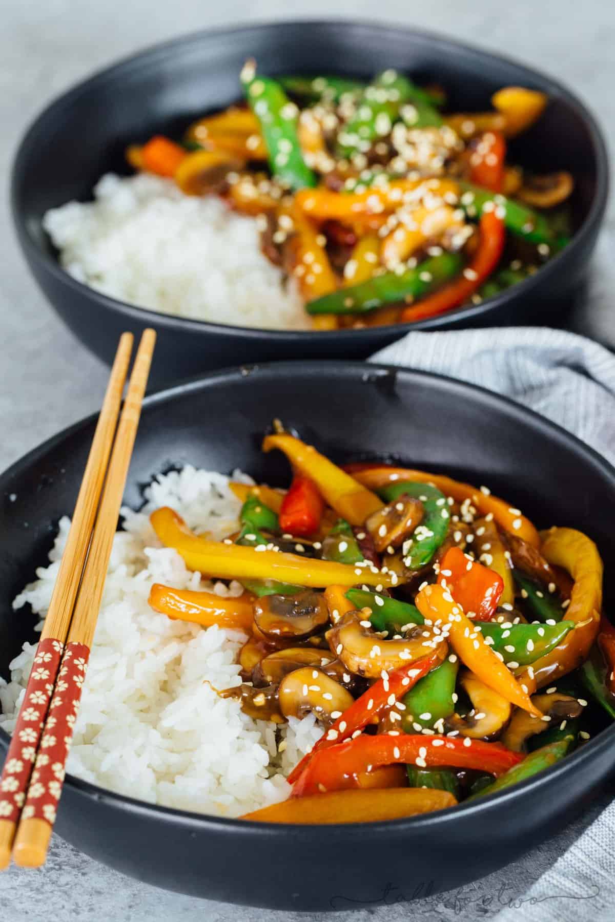 If you're in a dinner rut and need a quick and flavorful dinner idea, this 20-minute vegetable stir fry has got it all! Super easy to prep ahead of time, too!