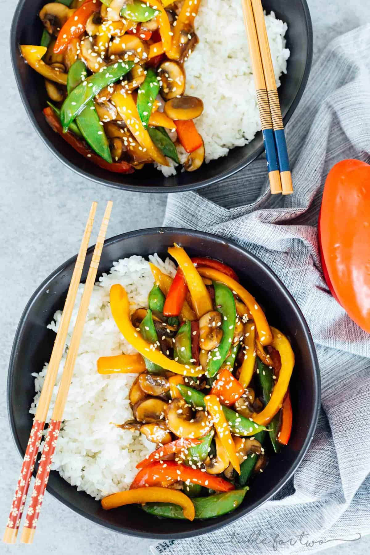 If you're in a dinner rut and need a quick and flavorful dinner idea, this 20-minute vegetable stir fry has got it all! Super easy to prep ahead of time, too!