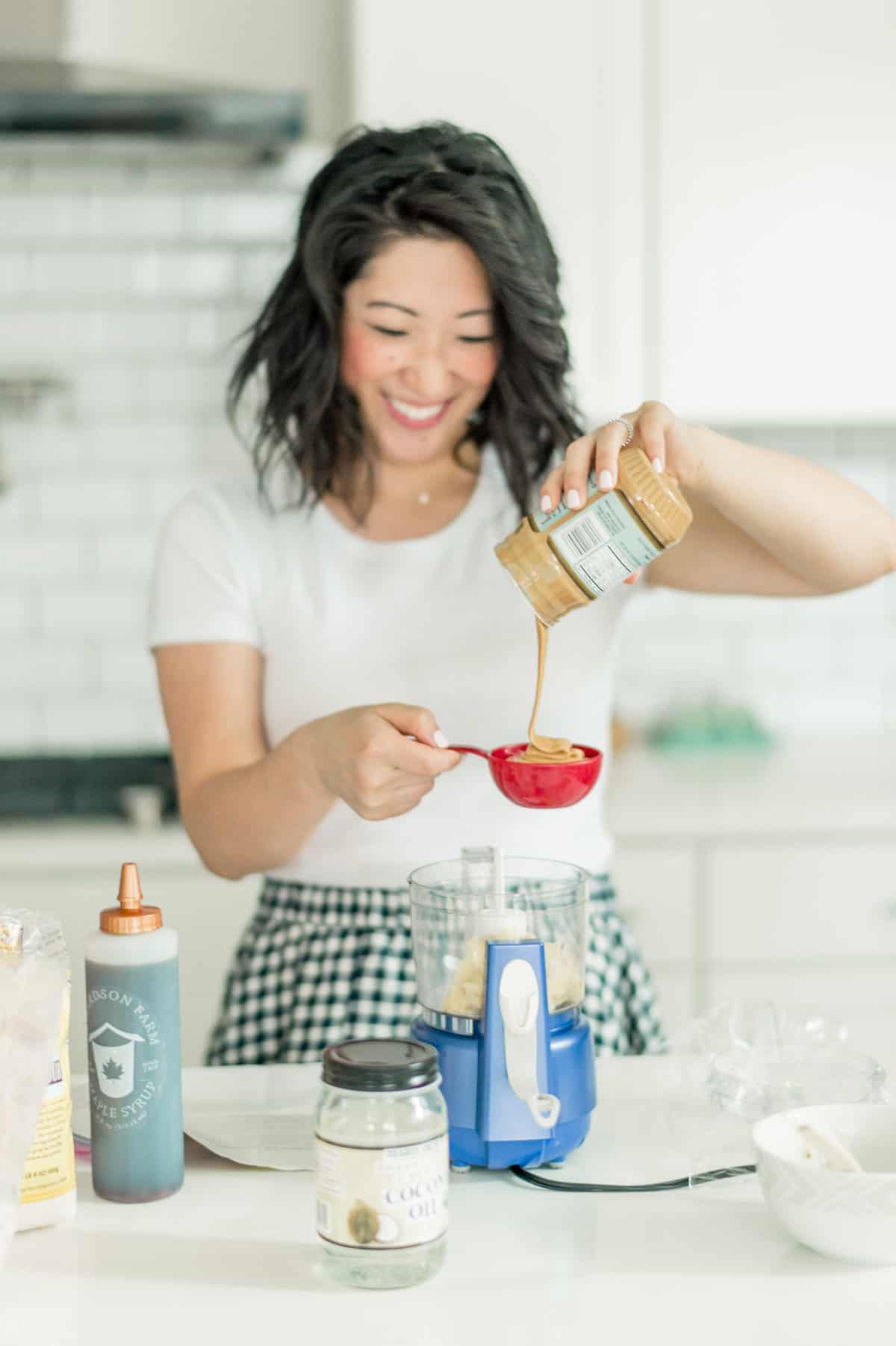 Naturally sweetened, vegan, and gluten-free. These breakfast cookies are a great on-the-go bite and good for any time of day! #cookies #breakfastcookies #glutenfreebaking #dairyfree #veganbaking #vegan #glutenfree #naturallysweetened