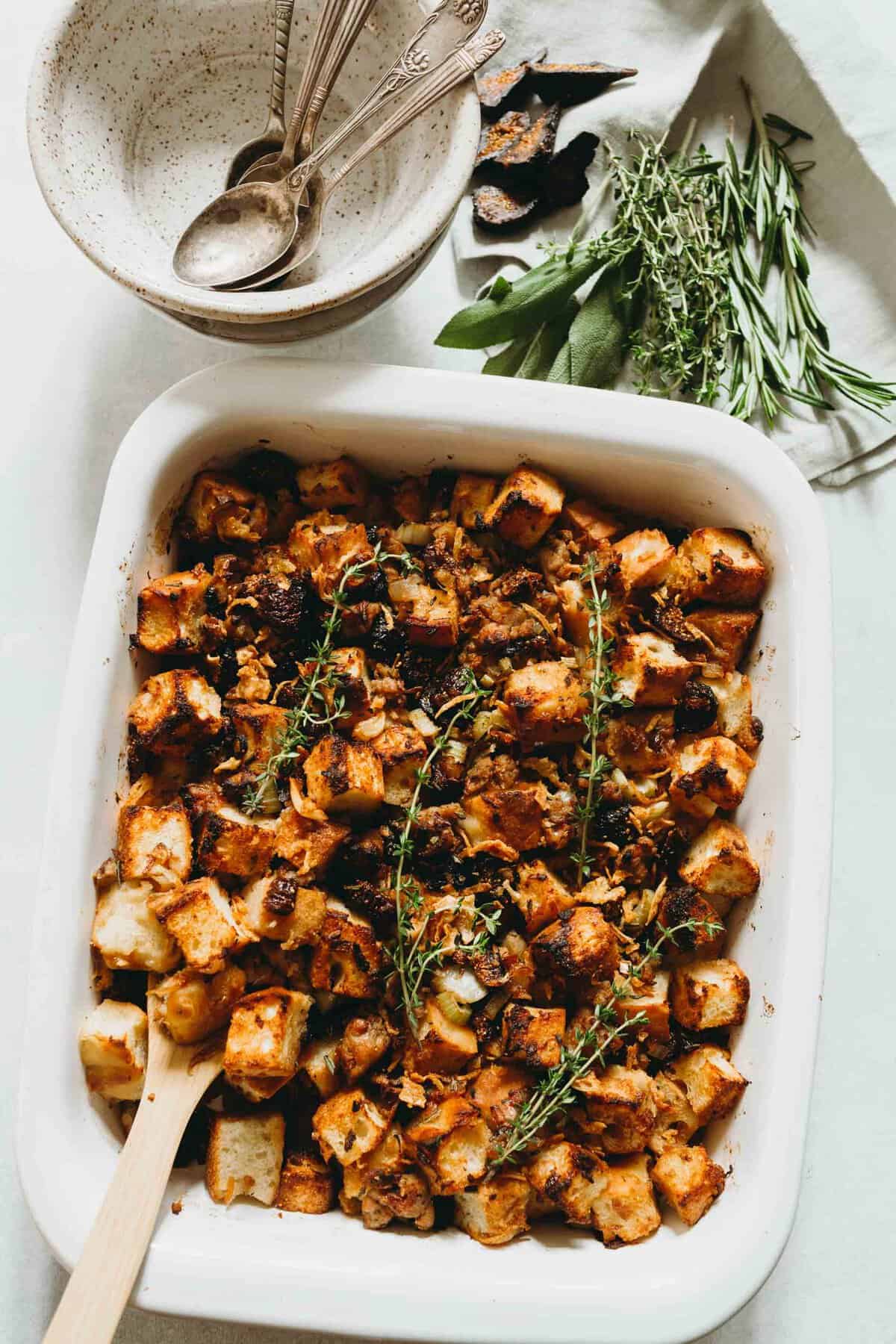 A unique take on the traditional Thanksgiving stuffing! This focaccia stuffing is filled with dried figs and chicken sausage for sweet and savory flavors!