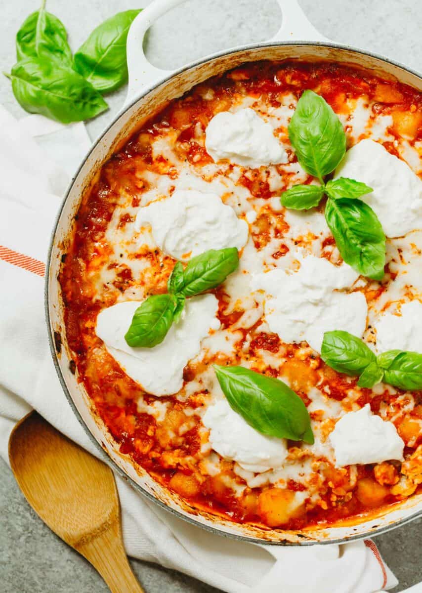 An easy dinner idea is this low-carb chicken parmesan gnocchi bake that is put together in one skillet! A great way to use that cauliflower gnocchi if you need ideas on how to use it!