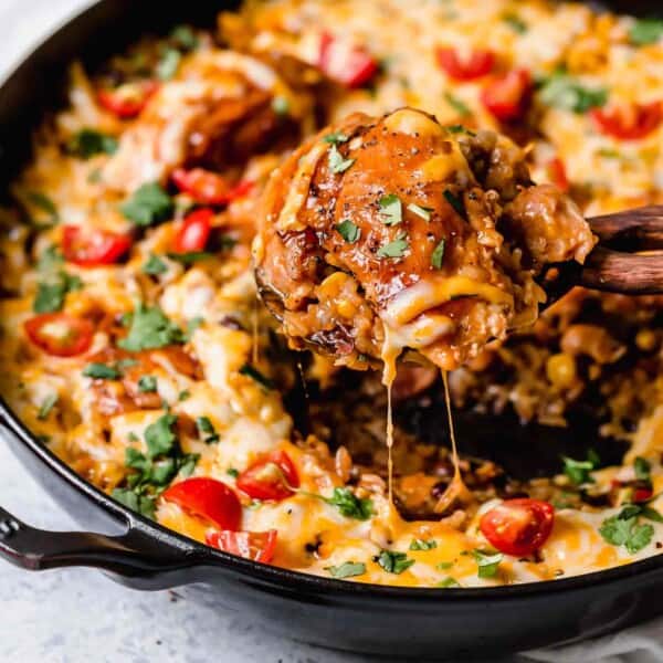 This one-pot BBQ chicken and rice is a weeknight meal saver! It is loaded with flavor and it's basically like having your favorite BBQ restaurant chicken and rice dish at home!
