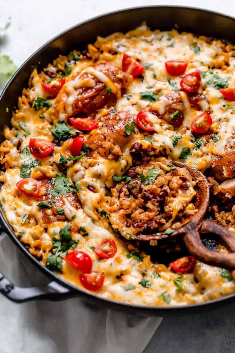 This one-pot BBQ chicken and rice is a weeknight meal saver! It is loaded with flavor and it's basically like having your favorite BBQ restaurant chicken and rice dish at home!