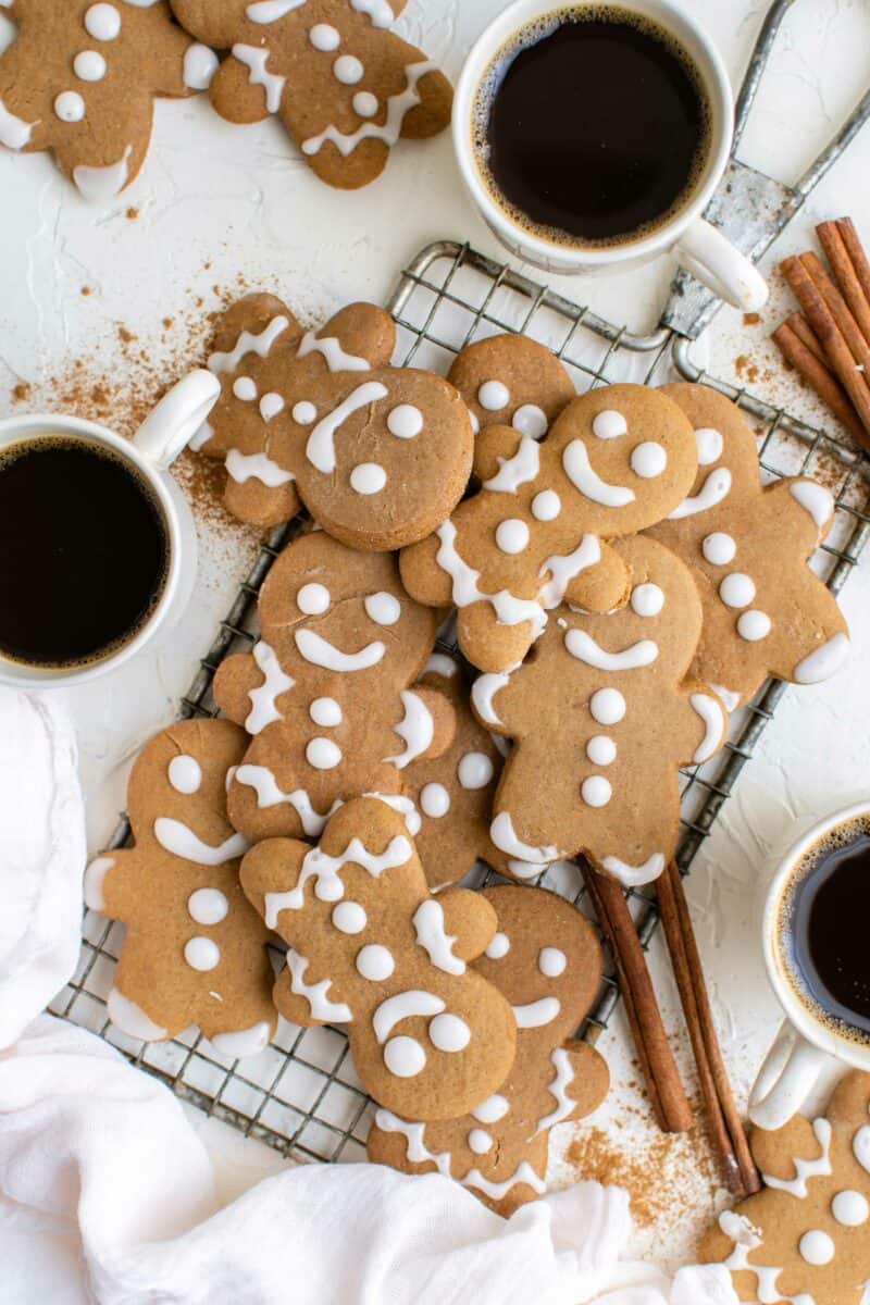 Gingerbread man cookies mark the start of the holiday season, in my opinion! They're so cute and sign that the holidays are near!