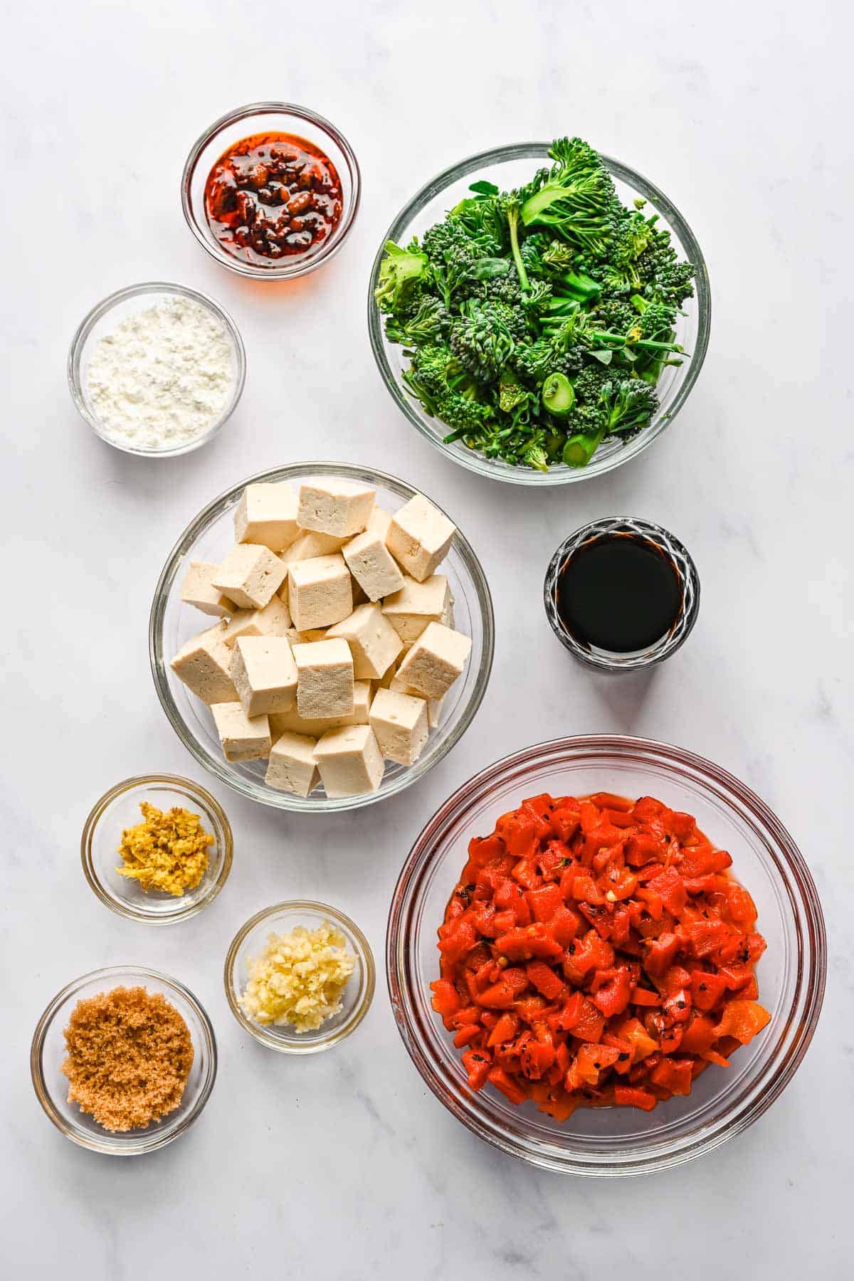 Ingredients for spicy chili tofu stir fry.