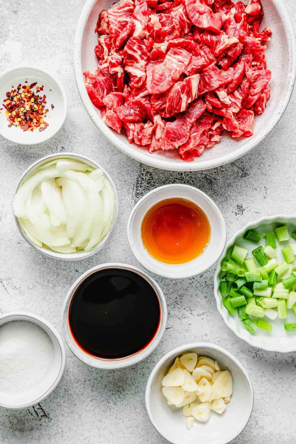 Ingredients for Korean beef bulgogi in bowls.