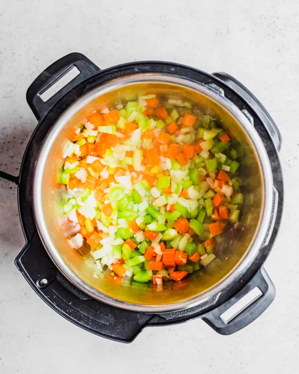 vegetables are being cooked in the instant pot.