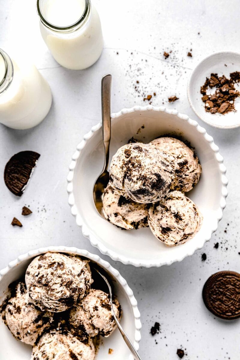 cookies and cream ice cream scoops in white bowls