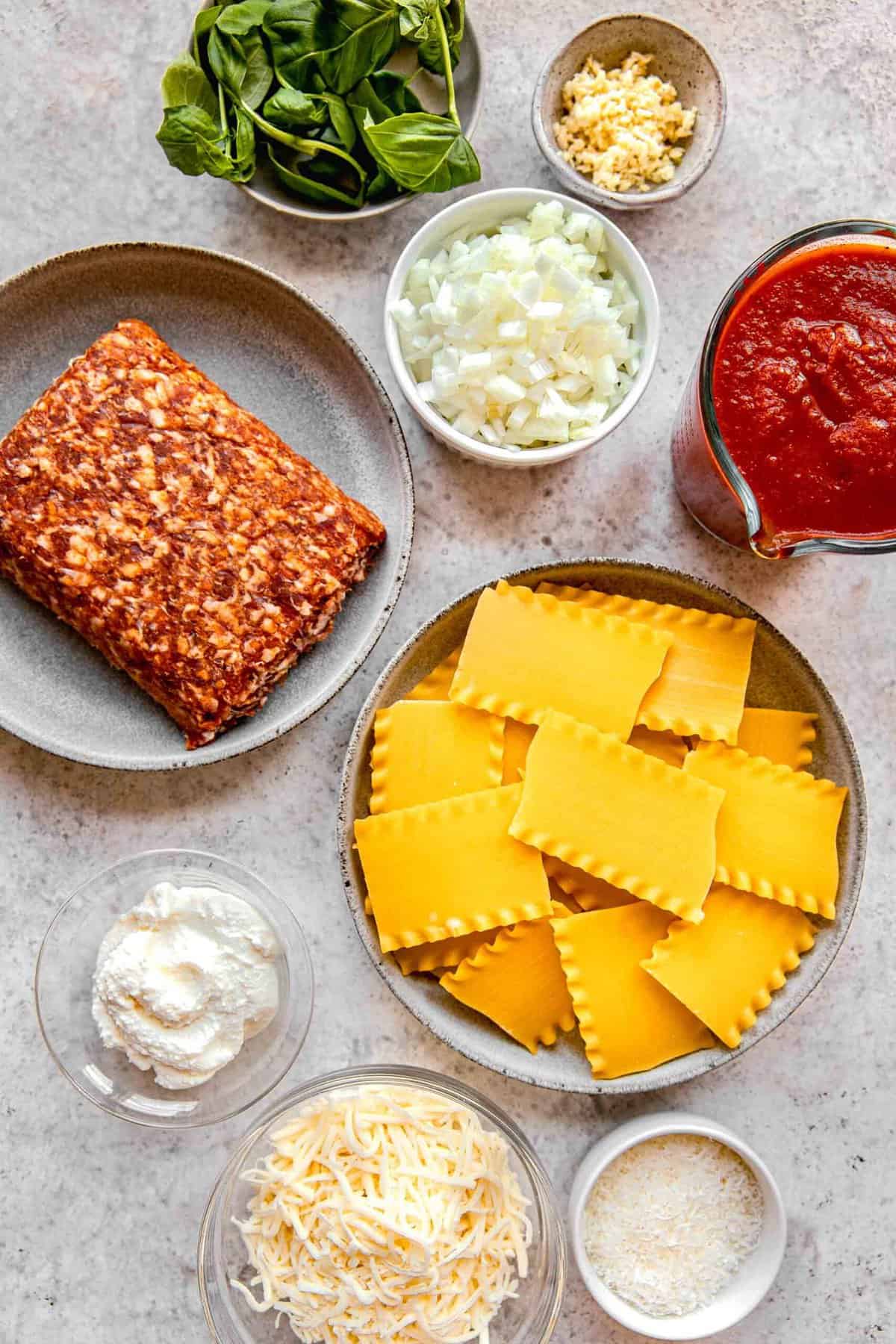 Ingredients for skillet lasagna.