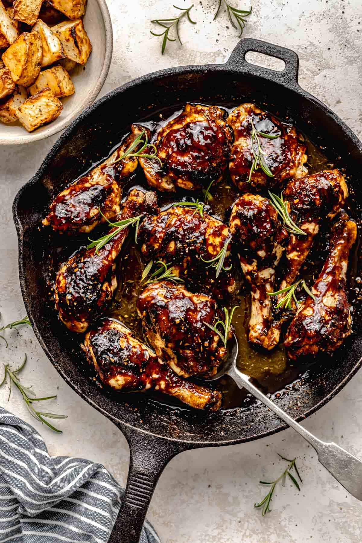 fig and rosemary chicken is in a skillet