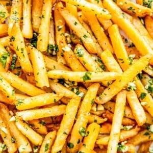 Close up image of garlic fries.