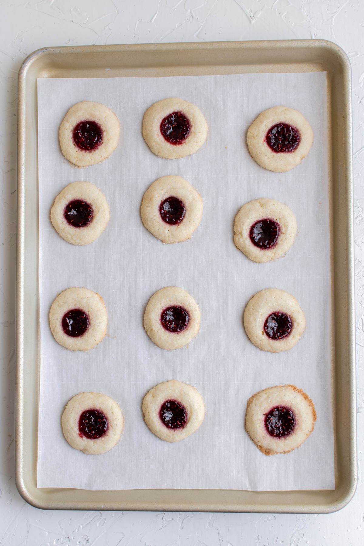 baked raspberry thumbprint cookies